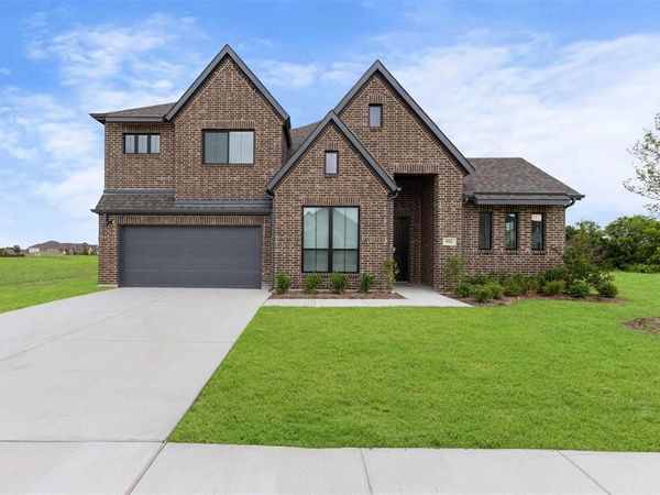 552 Holiday Avenue, Waxahachie, TX 75165