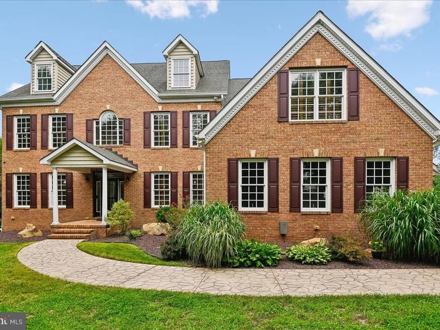 11 Walters Way, Pasadena, MD 21122 Main Photo