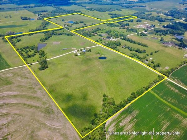 490 NE 18th Avenue, Trenton, MO 64683