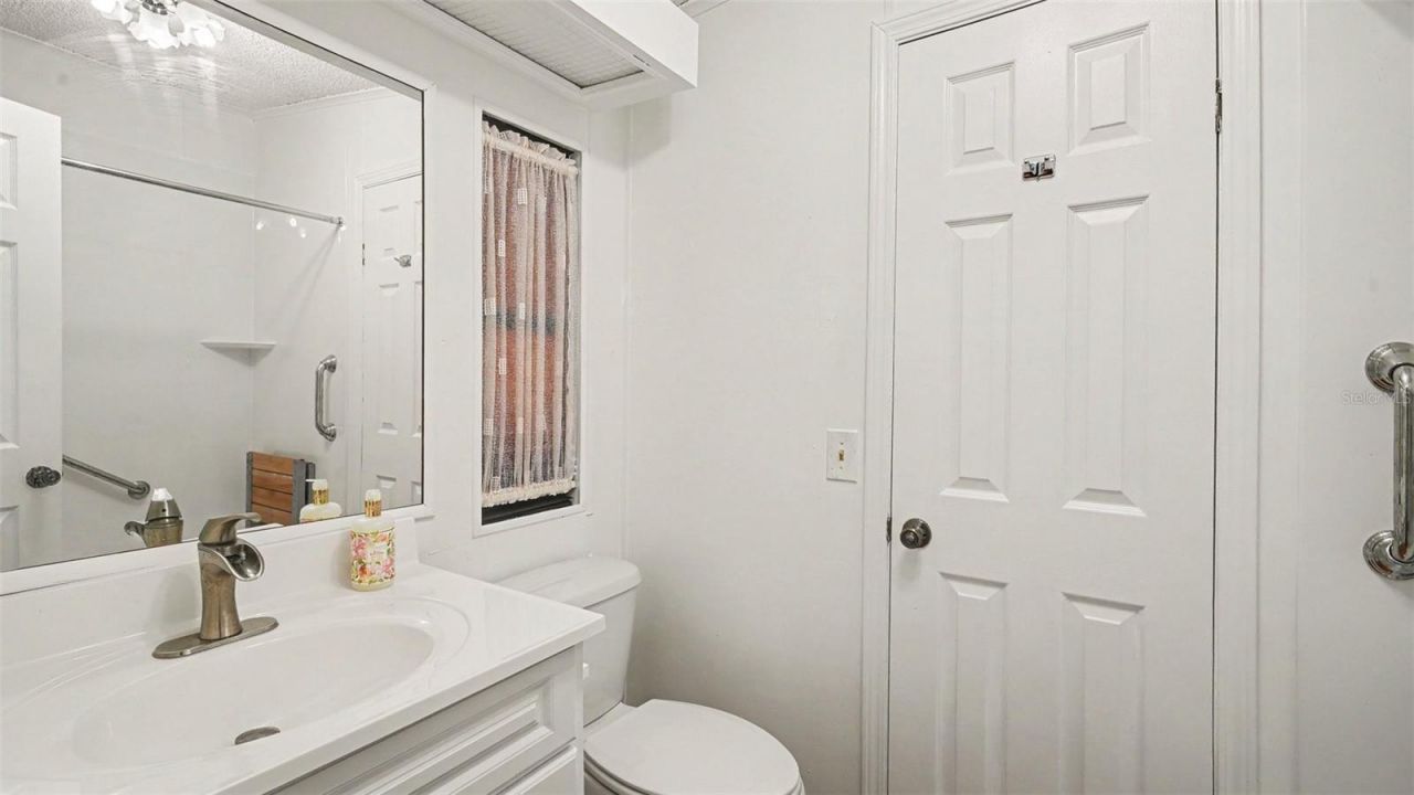 8430 Imperial Circle, Palmetto, FL 34221 Photo