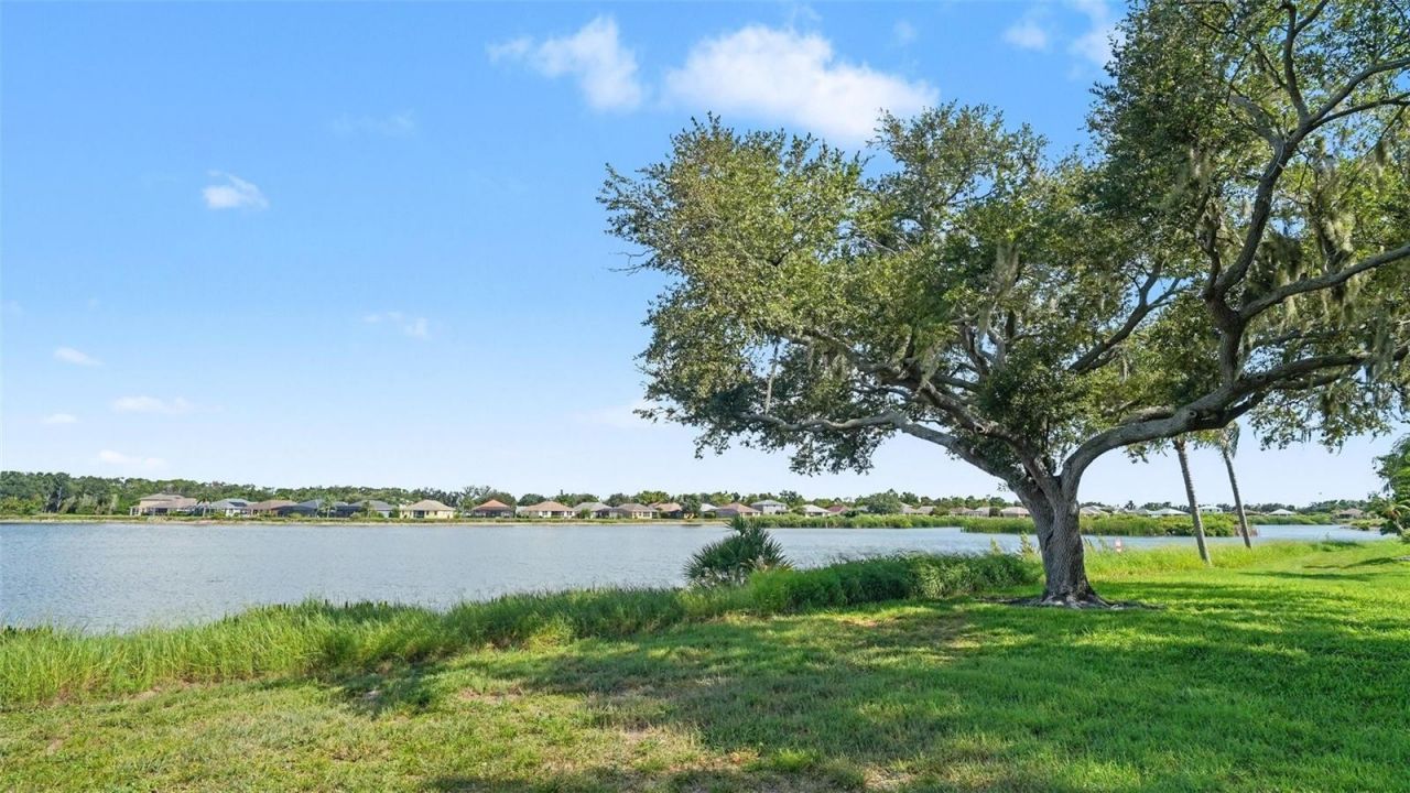 8430 Imperial Circle, Palmetto, FL 34221 Photo
