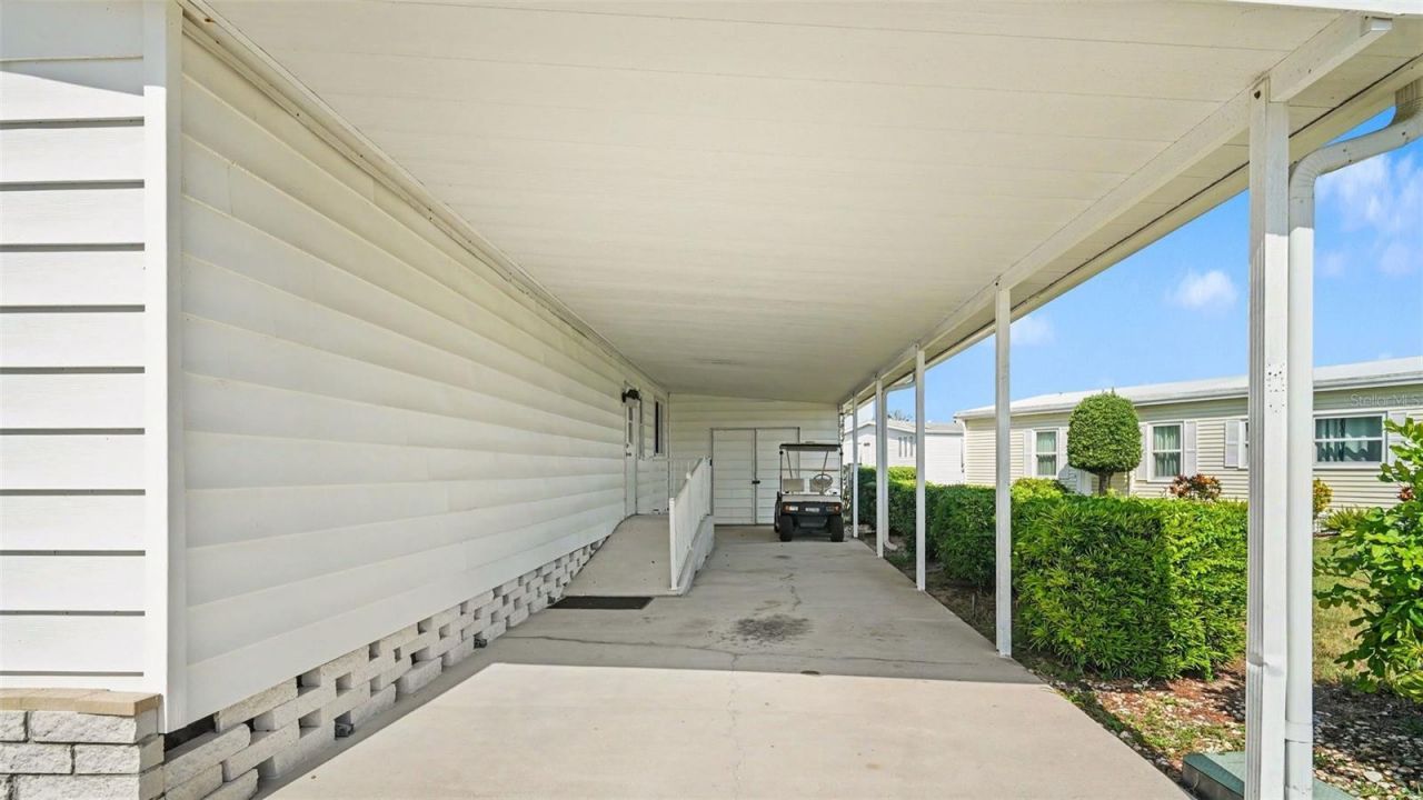 8430 Imperial Circle, Palmetto, FL 34221 Photo