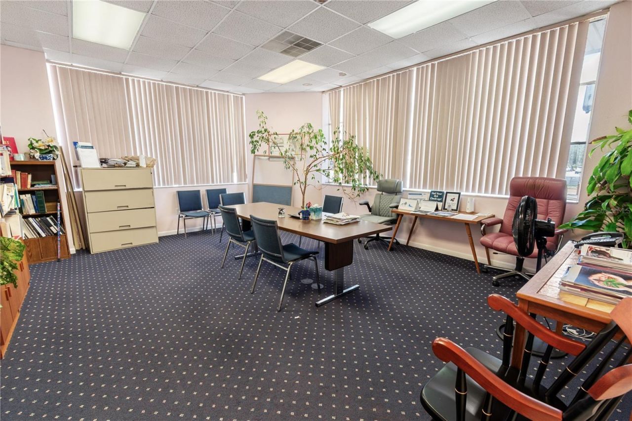 1 W Central Avenue , Lake Wales, FL 33853 Photo