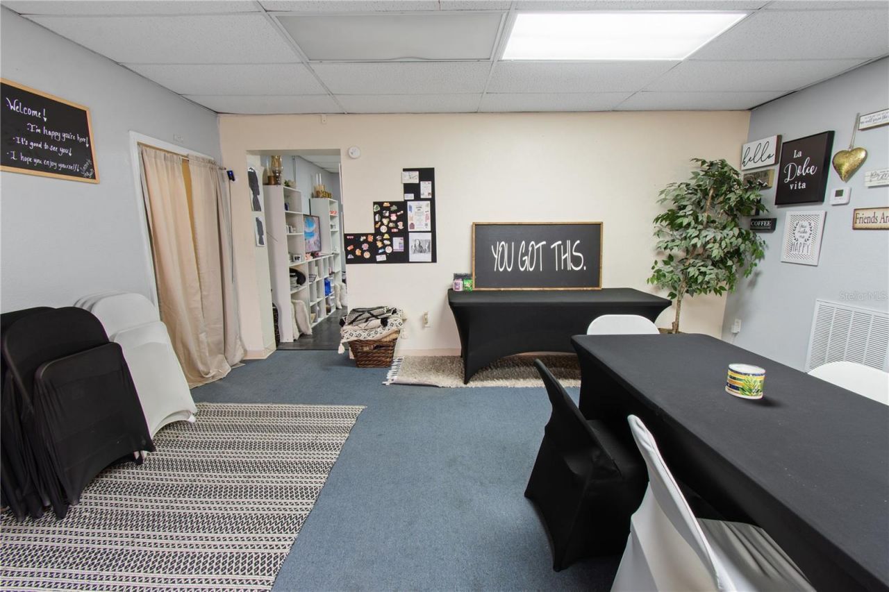 1 W Central Avenue , Lake Wales, FL 33853 Photo
