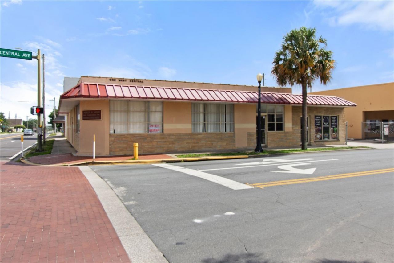 1 W Central Avenue , Lake Wales, FL 33853 Photo