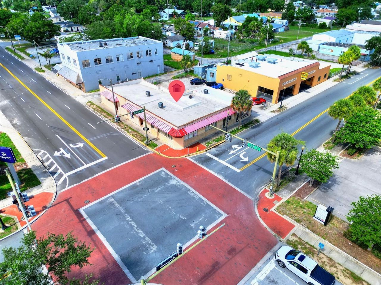 1 W Central Avenue , Lake Wales, FL 33853 Photo