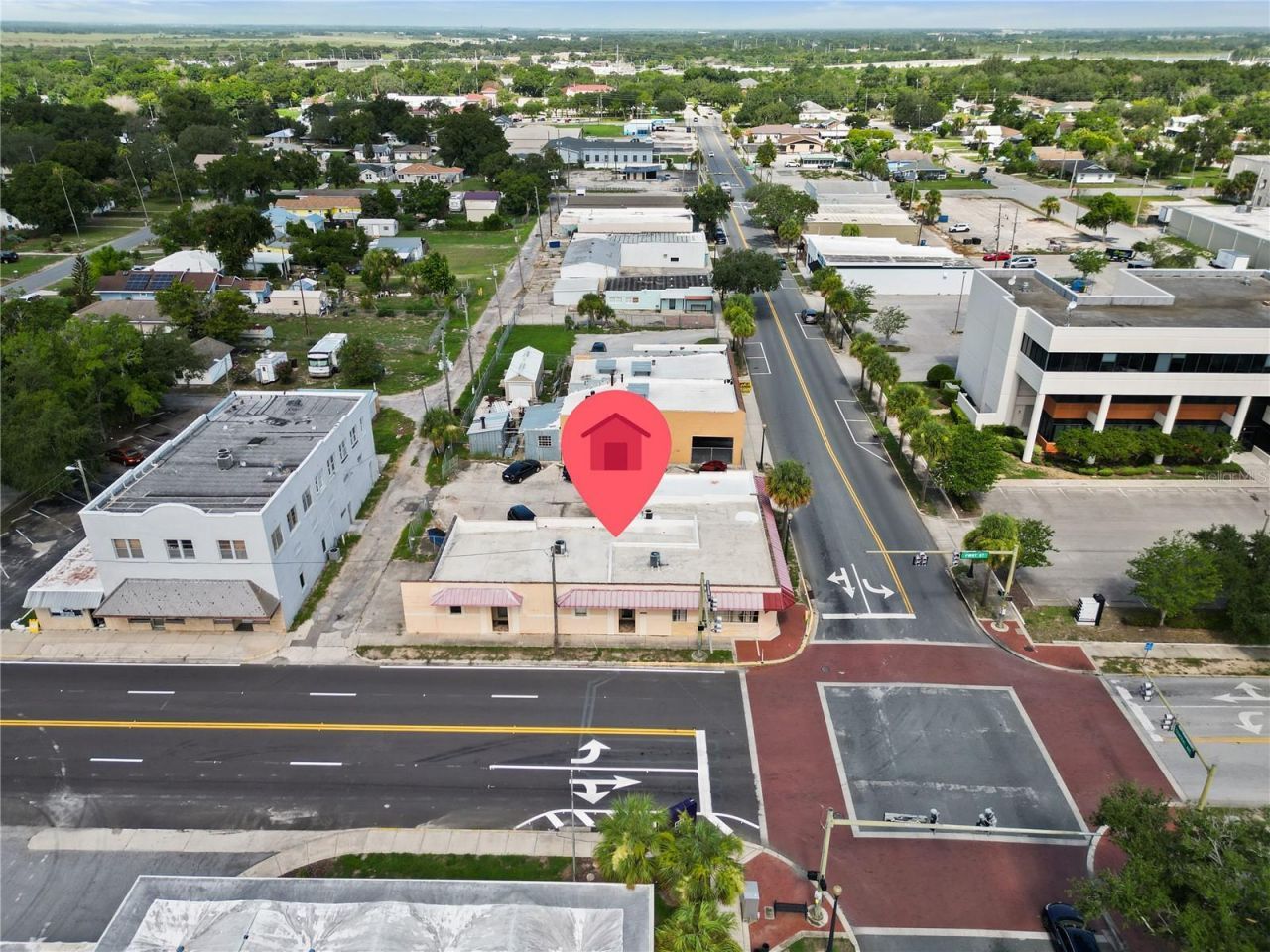1 W Central Avenue , Lake Wales, FL 33853 Photo