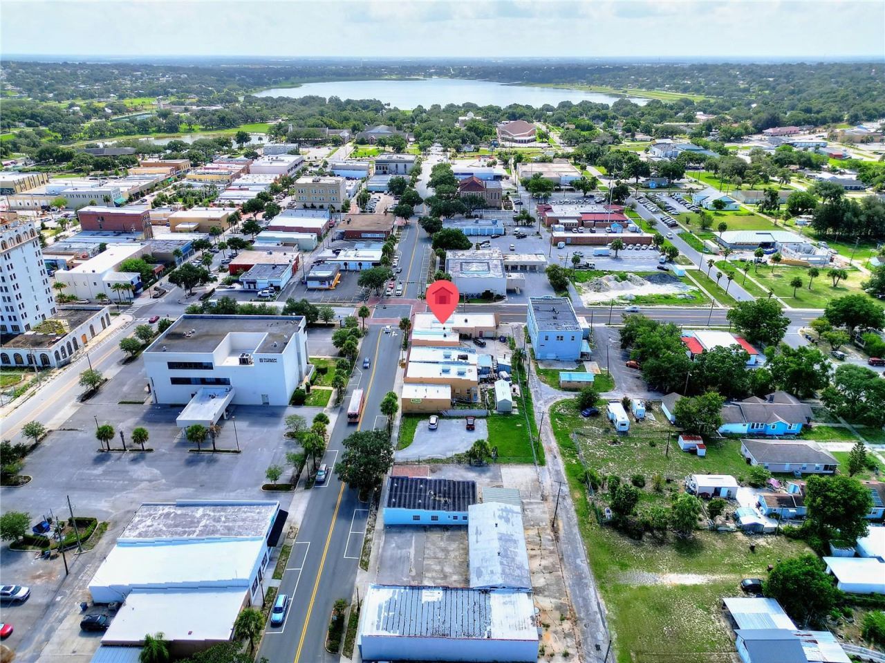 1 W Central Avenue , Lake Wales, FL 33853 Photo