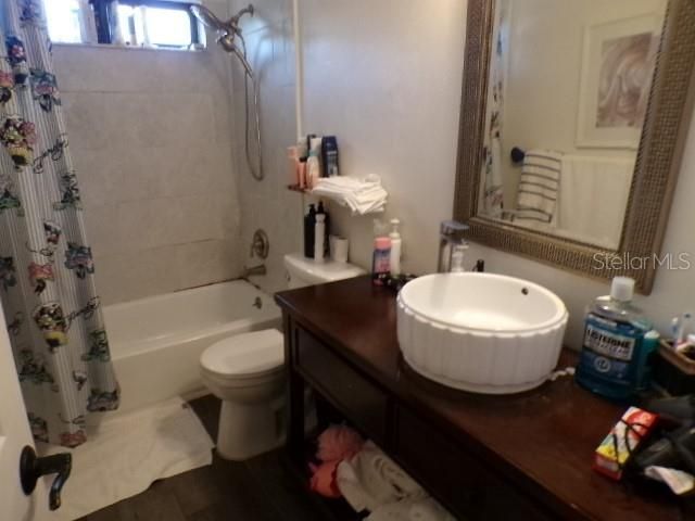5766 Forester Pine Court, Sarasota, FL 34243 Photo