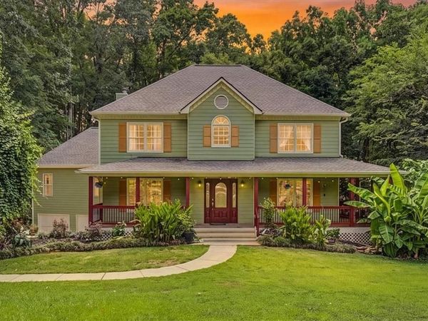 325 Pickett's Crossing, Acworth, GA 30101