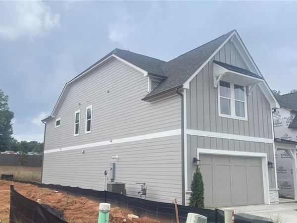 433 Edgewater Chase , Canton, GA 30115