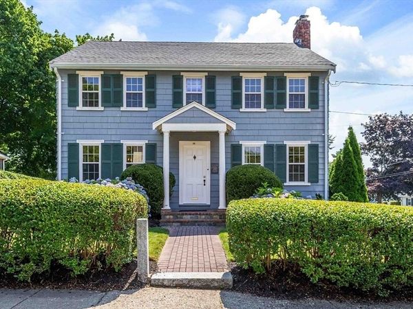 26 Garden St, Melrose, MA 02176