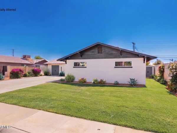 6201 W INDIANOLA Avenue, Phoenix, AZ 85033