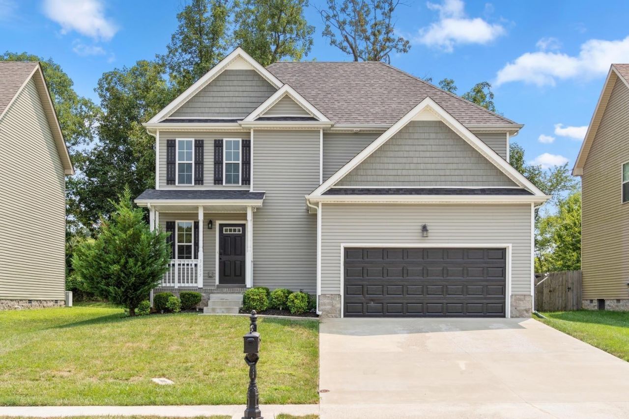 3635 Fox Tail Dr, Clarksville, TN 37040 Main Photo