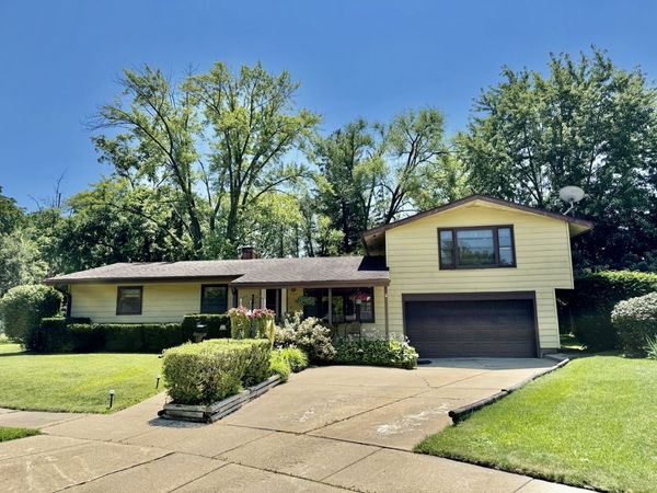 1511 Rogers Court , DeKalb, IL 60115