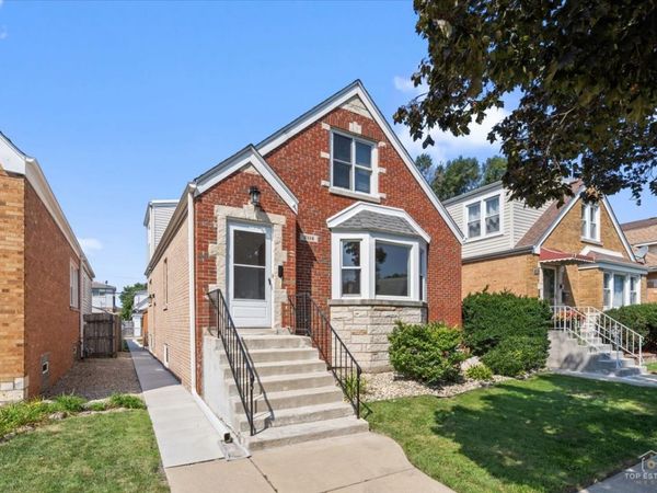 2114 N 74th Avenue, Elmwood Park, IL 60707