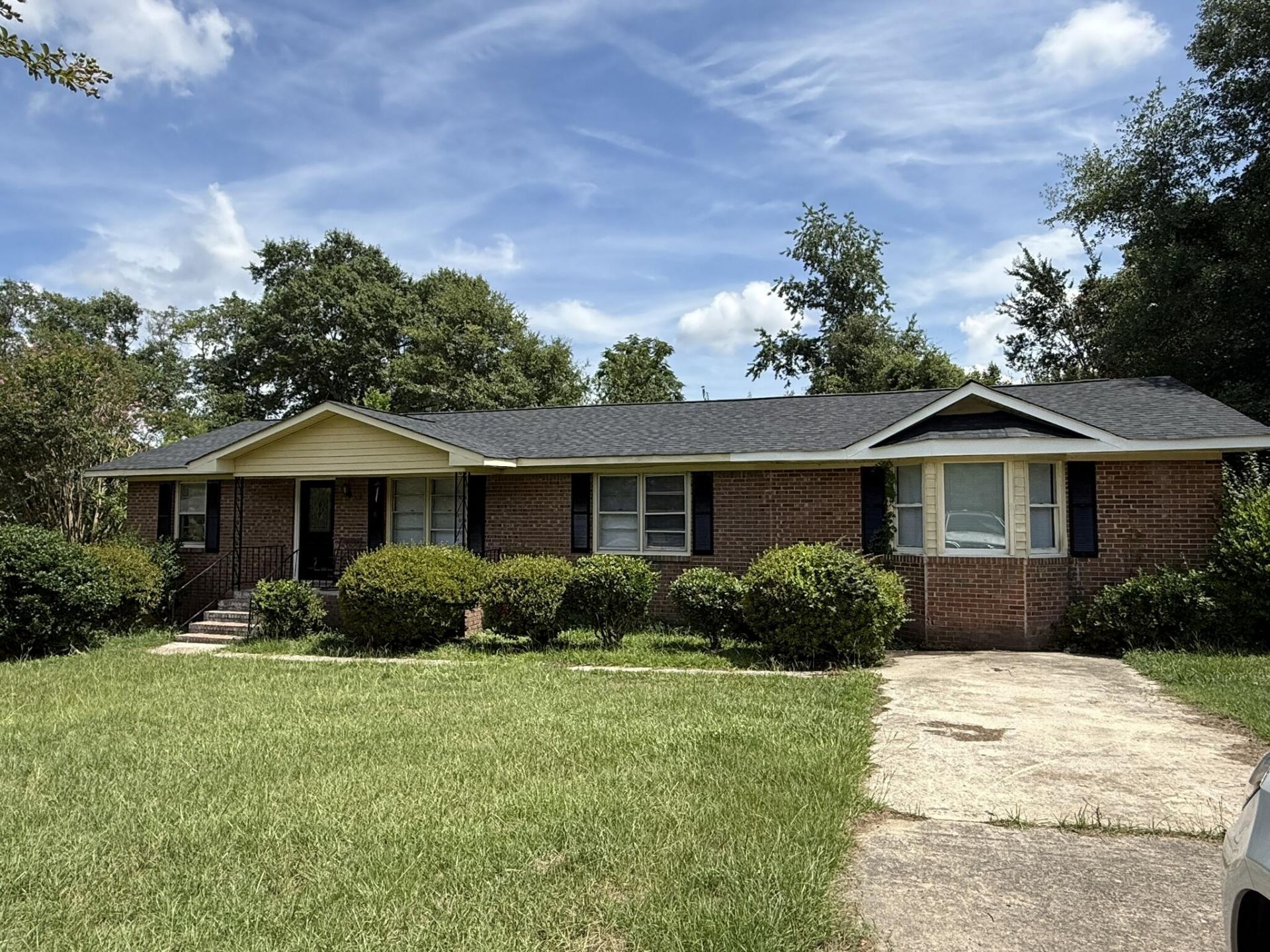 220 Eastwood Circle Photo 7