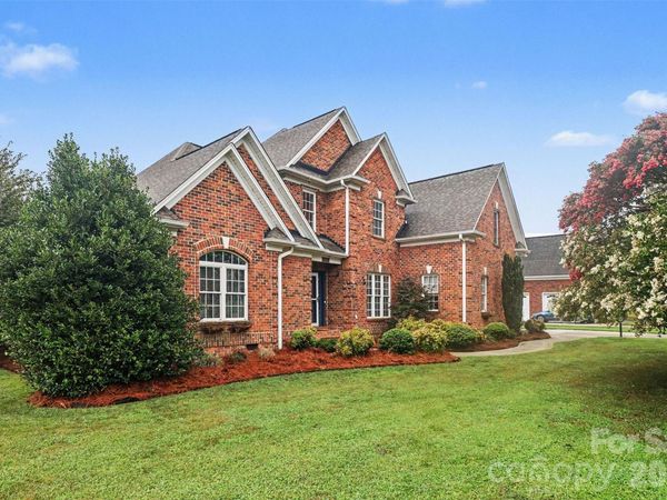 1004 Creekwalk Drive , Stanley, NC 28164