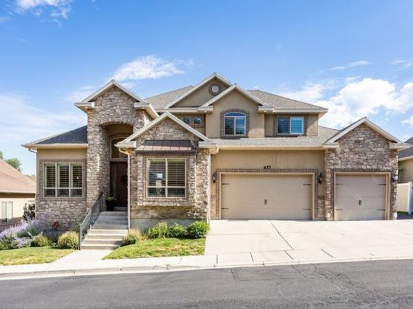 617 E KIRSTYS LN , Murray, UT 84107