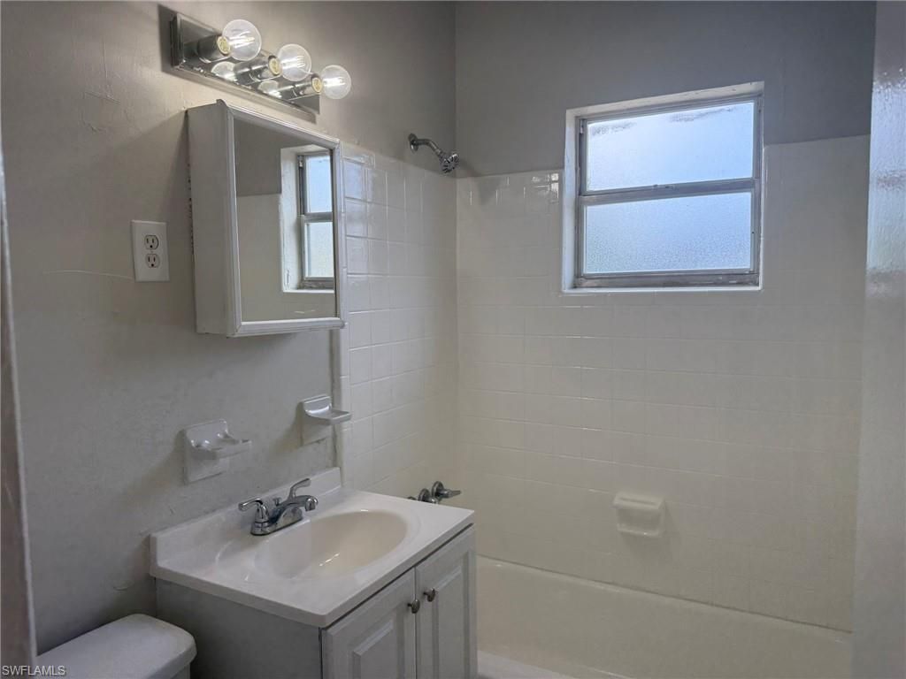 1522 Brookhill Dr , Fort Myers, FL 33916 Photo