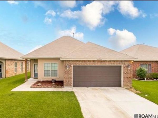 42598 Baystone Ave, Unit #1, Prairieville, LA 70769