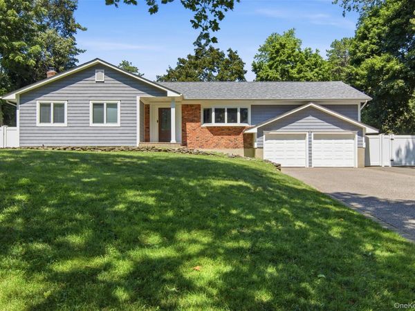 18 Millet Street, Dix Hills, NY 11746