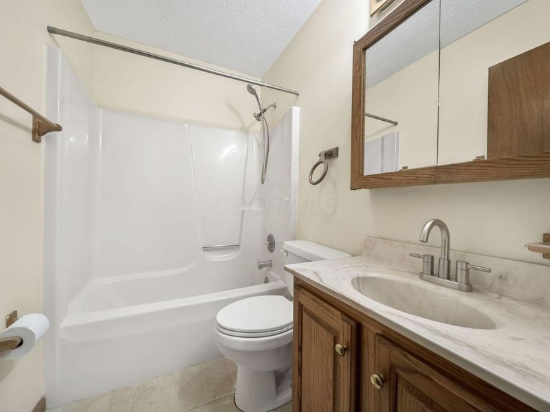 7378 Beecher Road SW, Pataskala, OH 43062 Photo 18