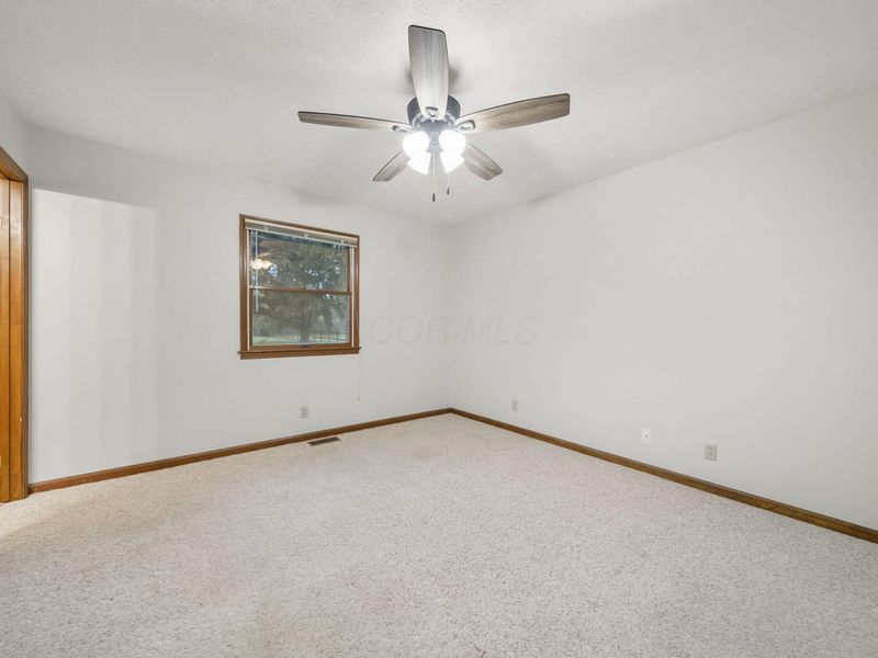 7378 Beecher Road SW, Pataskala, OH 43062 Photo 22