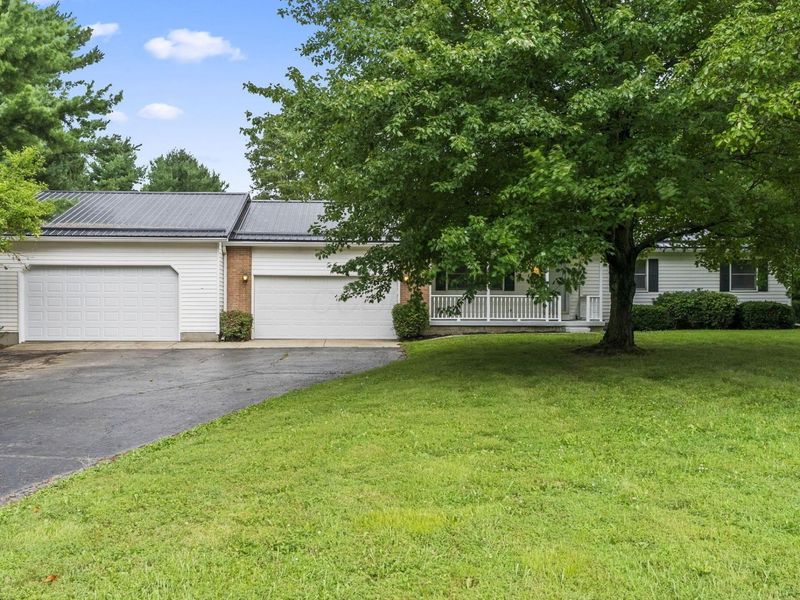 7378 Beecher Road SW, Pataskala, OH 43062 Photo 3