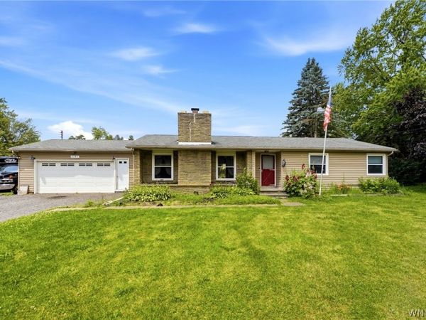 7142 Taylor Road, Hamburg, NY 14075