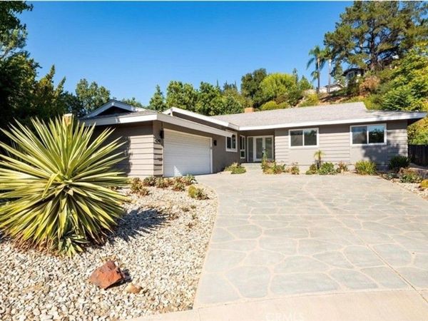 4240 Kingfisher Road, Calabasas, CA 91302