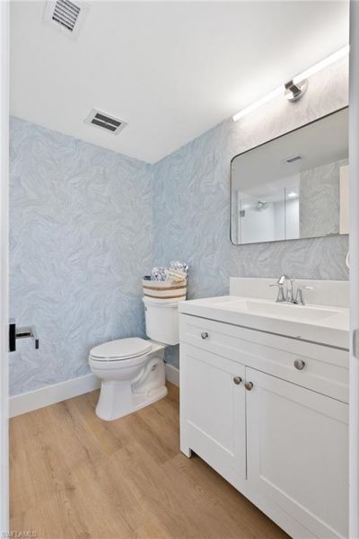 410 Broad Ave S, Unit H410, Naples, FL 34102 Photo
