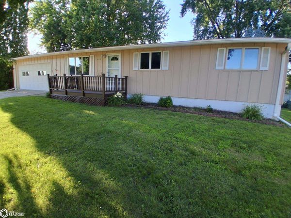 220 W Main St, Manly, IA 50456