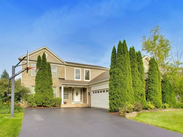 501 Tuscany Drive , Algonquin, IL 60102