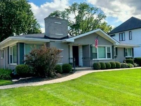 308 E 55th Street , Hinsdale, IL 60521