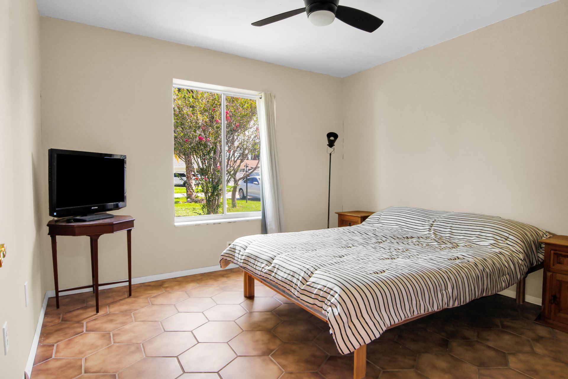 3079 Indian Trail, Lake Worth, FL 33462 Photo
