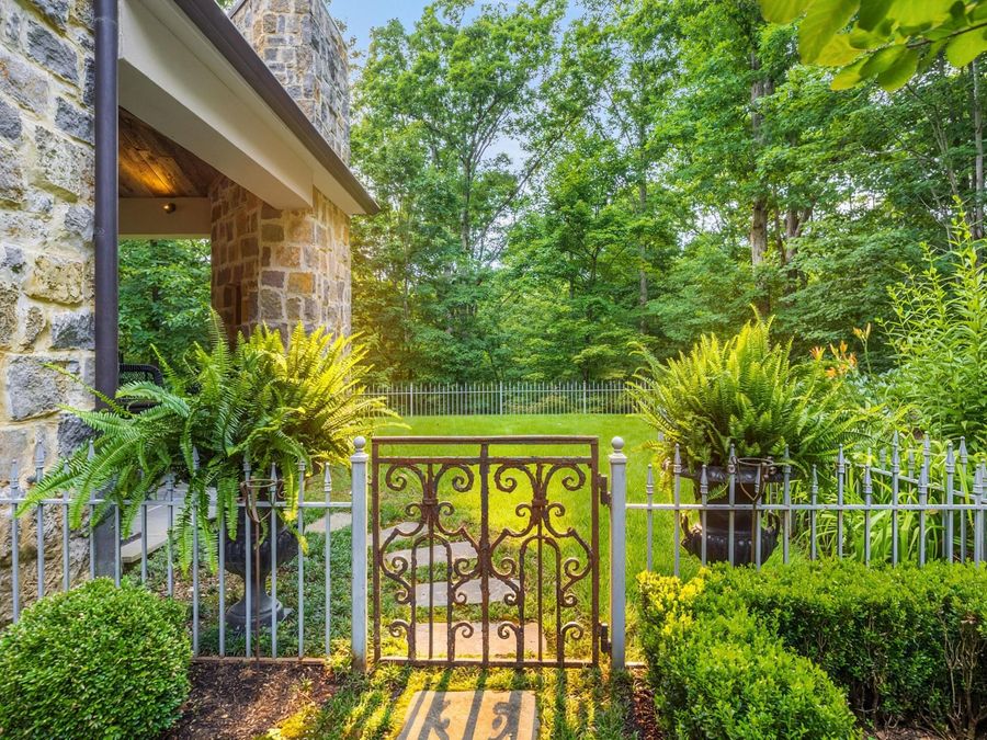 Property Image 12