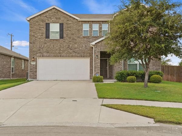 824 Lemongrass Court, Fort Worth, TX 76131