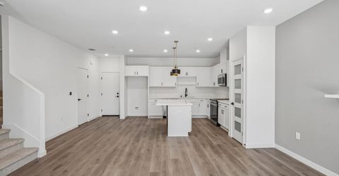 2067 Freya Walk, Sacramento, CA 95835 Photo