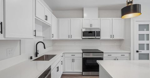 2067 Freya Walk, Sacramento, CA 95835 Photo