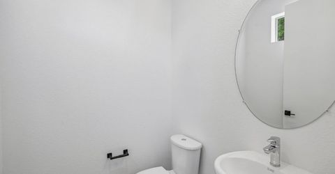 2067 Freya Walk, Sacramento, CA 95835 Photo