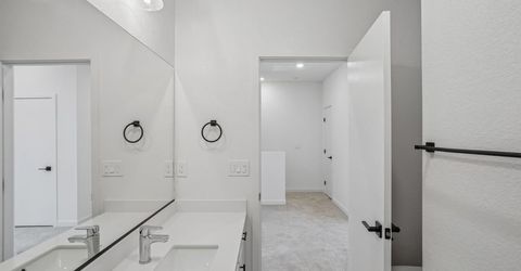2067 Freya Walk, Sacramento, CA 95835 Photo
