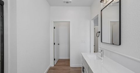 2067 Freya Walk, Sacramento, CA 95835 Photo