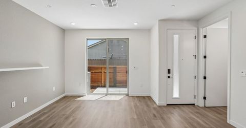 2067 Freya Walk, Sacramento, CA 95835 Photo