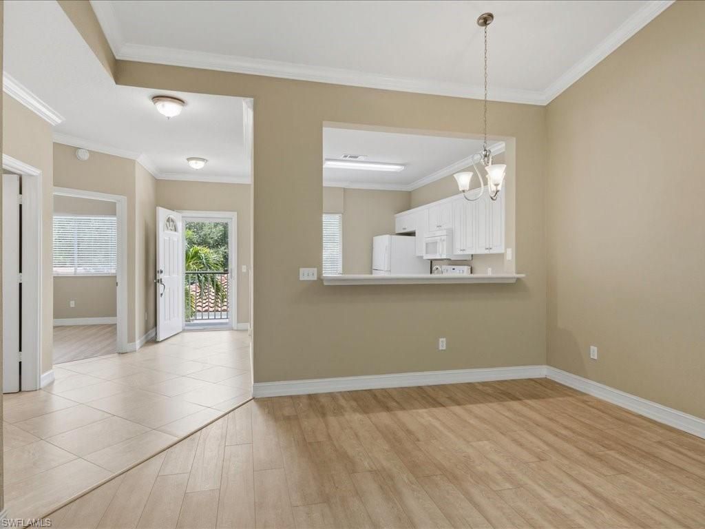 600 Luisa Ct, Unit 4, Naples, FL 34104 Photo