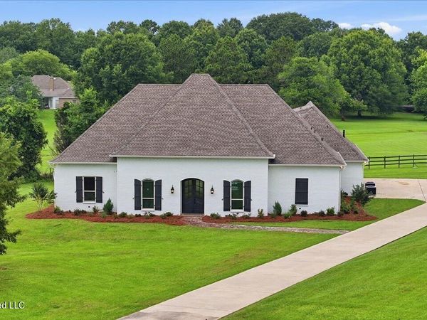 116 Sky Meadow Road, Flora, MS 39071