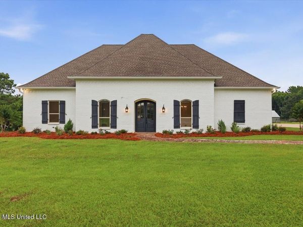 116 Sky Meadow Road, Flora, MS 39071