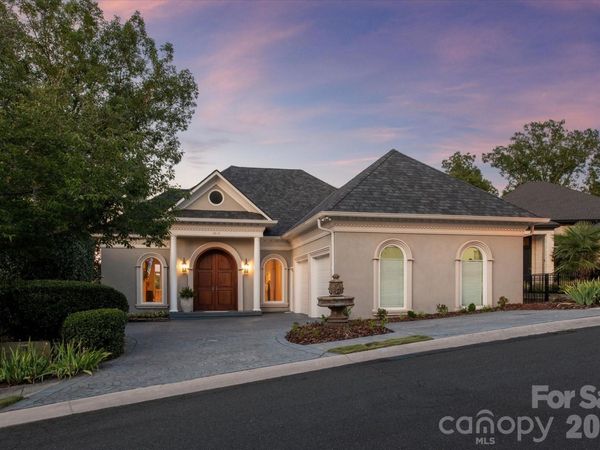 6812 Linkside Court , Charlotte, NC 28277