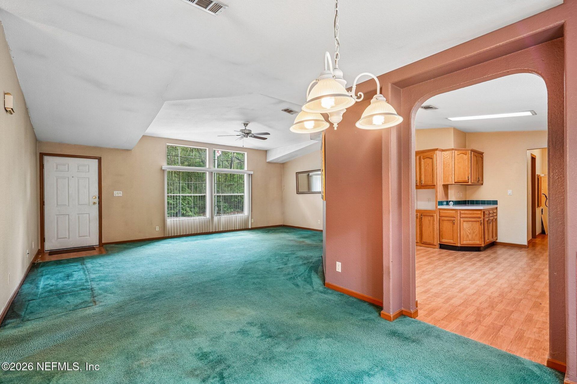 403 E Indiana Street, Florahome, FL 32140 Photo