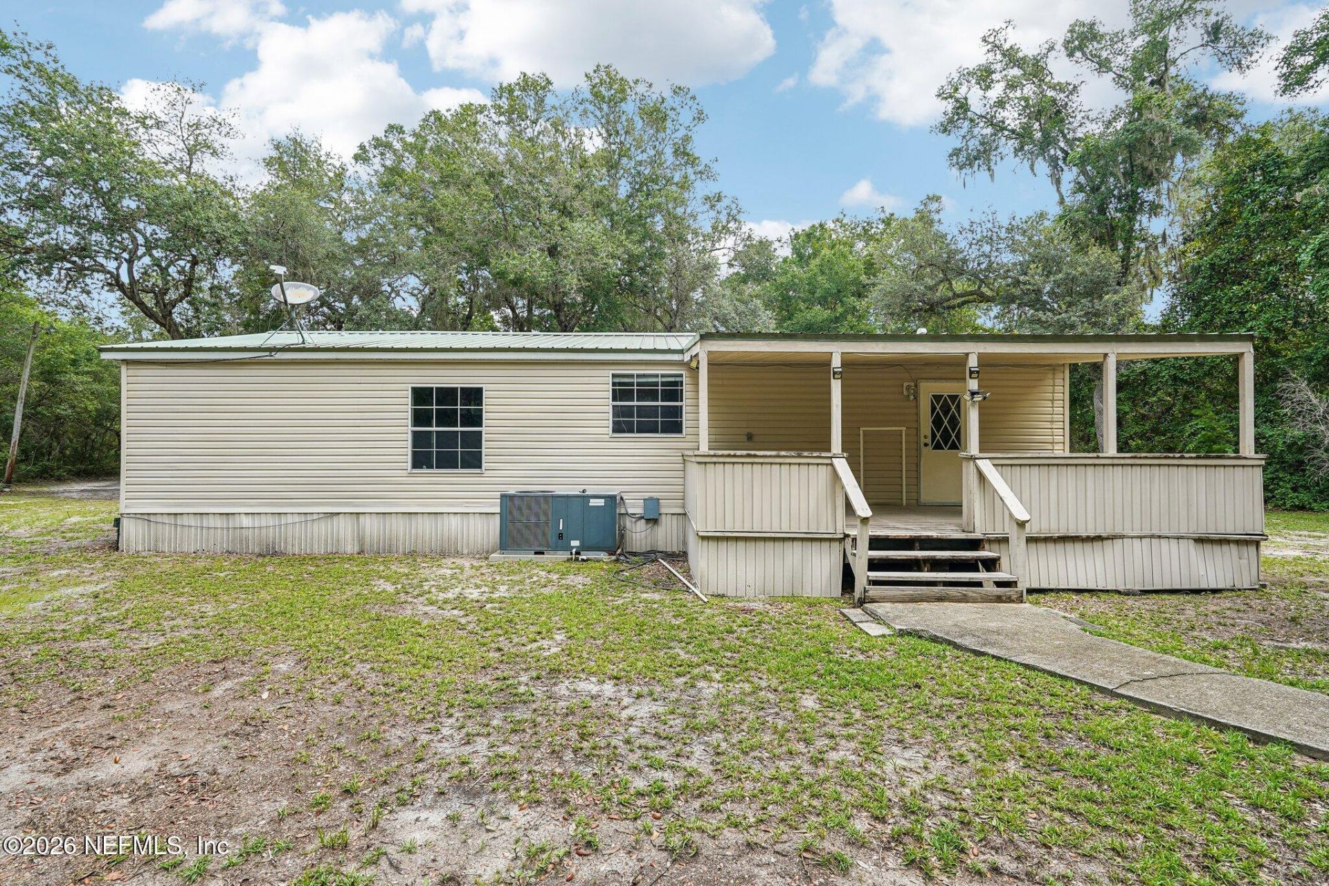 403 E Indiana Street, Florahome, FL 32140 Photo